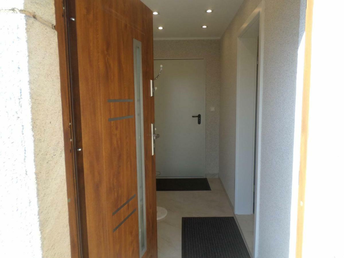 1 Zi. Apartment Naehe Flughafen/Messe Stuttgart 24H Waldenbuch Extérieur photo